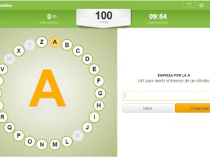 JUGANDO AL PASAPALABRA